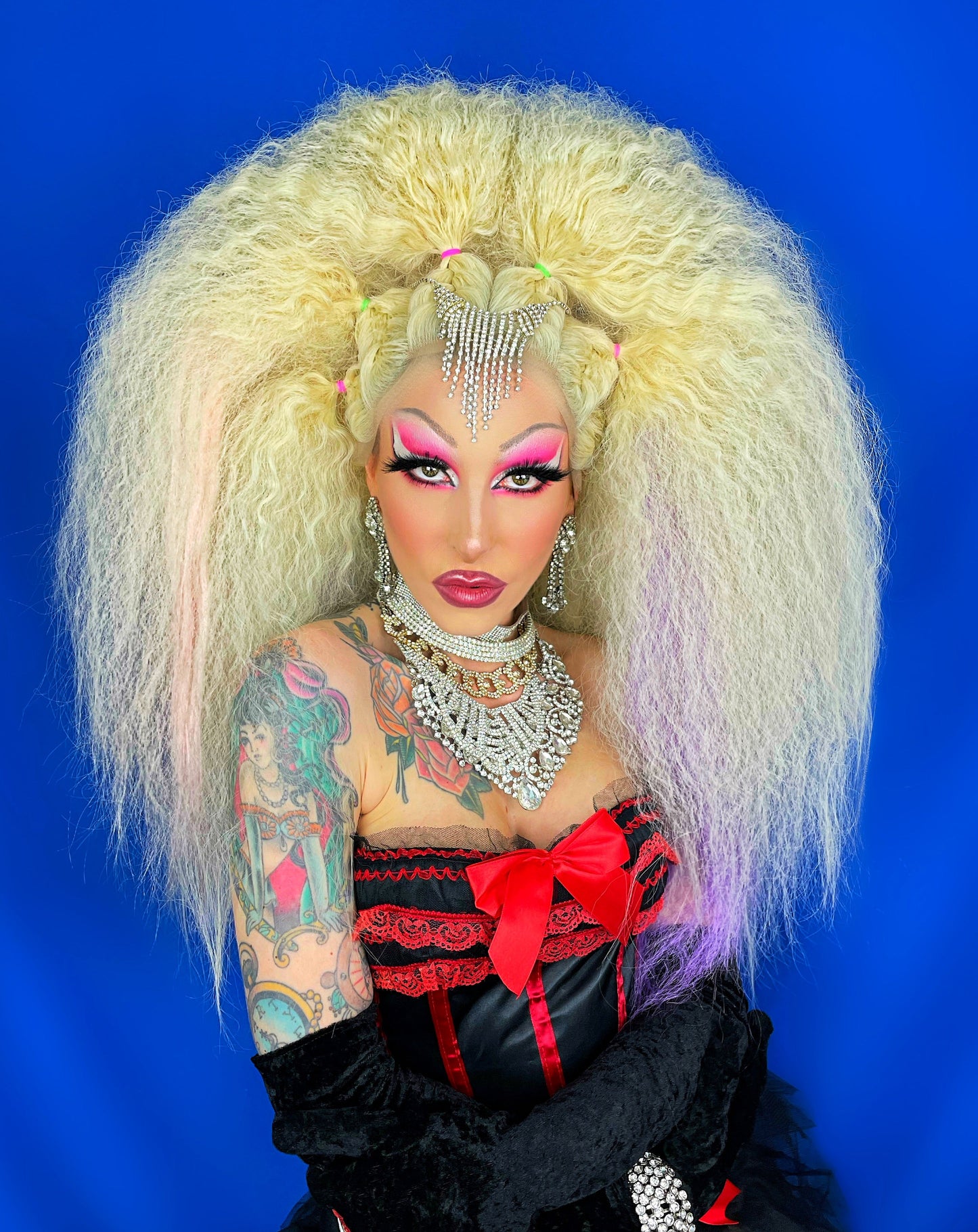 Huge Crimp with Statement Plaits
